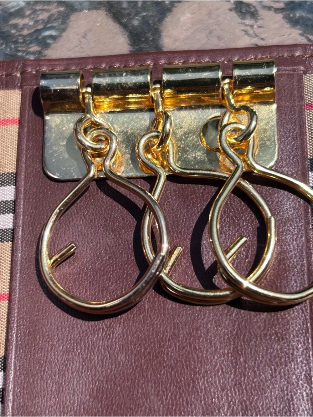Vintage Burberrys EUC 3 Ring Key Holder Brown Bordeaux Leather - Picture 6 of 9
